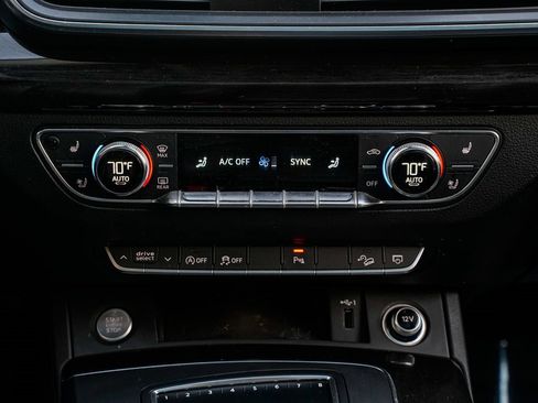 Used 2018 Audi Q5 2.0T Premium Plus w/ Premium Plus Package image 14