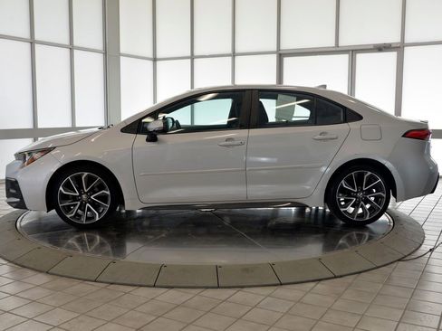 Used 2020 Toyota Corolla SE image 5