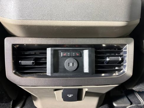Used 2026 Ford F450 Platinum w/ Platinum Plus Package AWD/4WD image 31