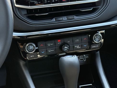 New 2026 Jeep Compass Latitude w/ Quick Order Package 29K image 14