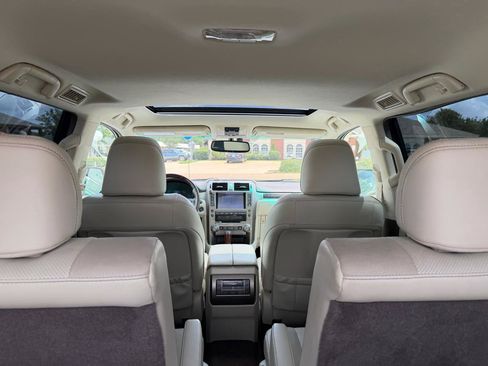 Used 2017 Lexus GX 460 Premium AWD/4WD image 10