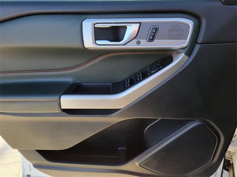 Used 2022 Ford Explorer Timberline w/ Timberline Technology Package image 17