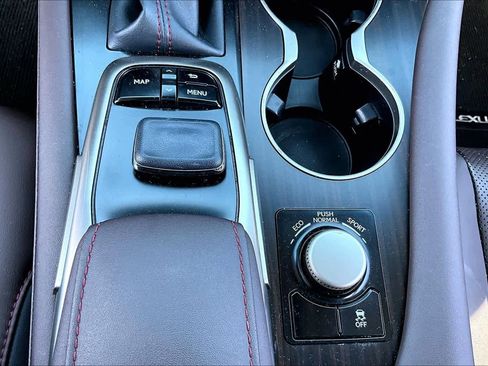 Used 2019 Lexus RX 350L w/ Premium Package image 32