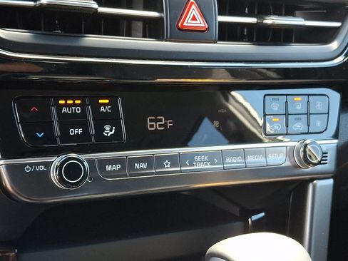 New 2026 Kia Seltos S AWD/4WD image 8