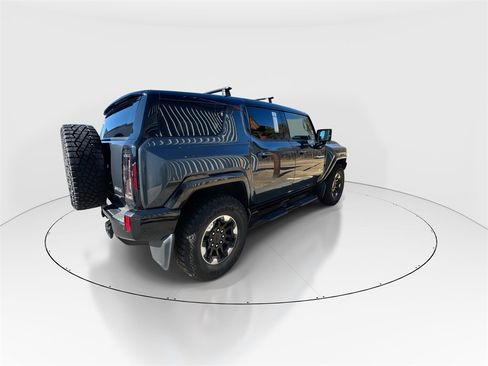 Used 2025 GMC Hummer EV 3X w/ Extreme Off-Road Package image 8