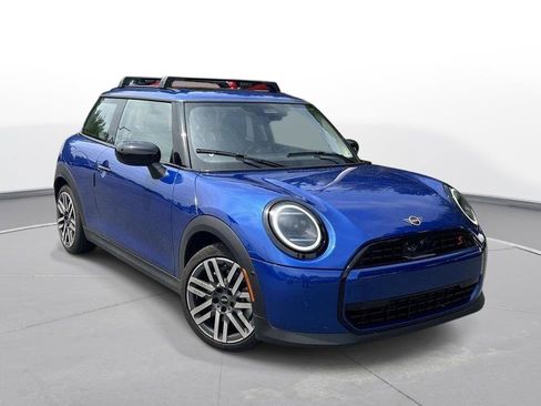 Used 2025 MINI Cooper S FWD image 4