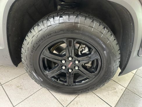 Used 2023 GMC Acadia AT4 w/ Technology Package AWD/4WD image 14