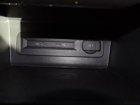 Used 2023 Volkswagen Atlas SEL image 19