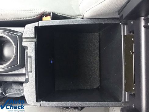 Used 2023 Toyota Tacoma SR image 36