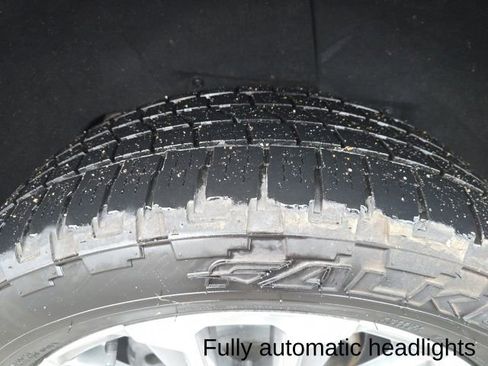 Used 2021 GMC Yukon XL Denali image 45