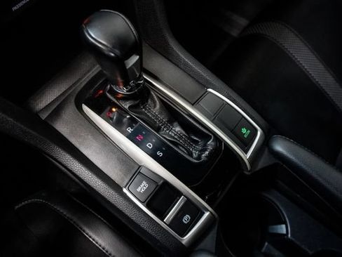 Used 2020 Honda Civic Sport image 24