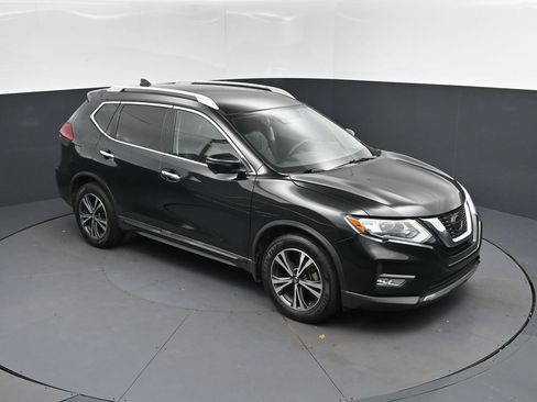 Used 2018 Nissan Rogue SL FWD image 36