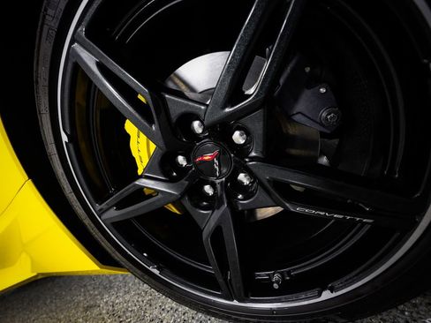 Used 2025 Chevrolet Corvette Stingray Coupe image 39