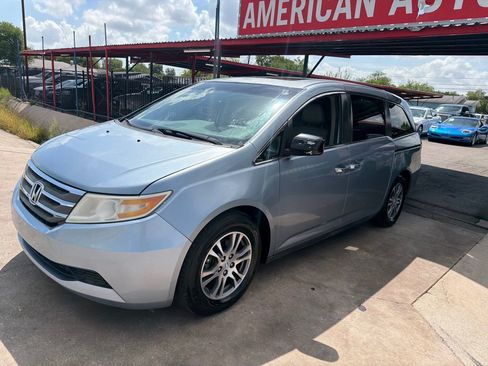 Used 2011 Honda Odyssey EX-L image 3