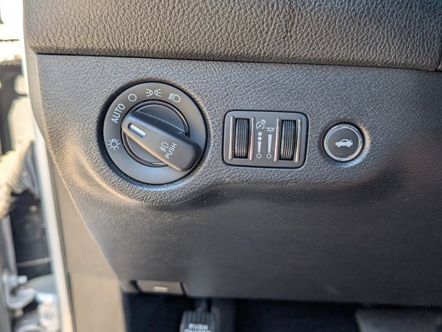 Used 2022 Dodge Challenger GT RWD image 14