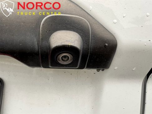 Used 2021 Ford Transit Connect XLT image 12