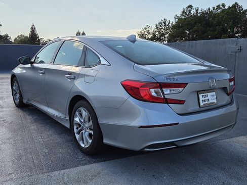 Used 2019 Honda Accord LX image 3