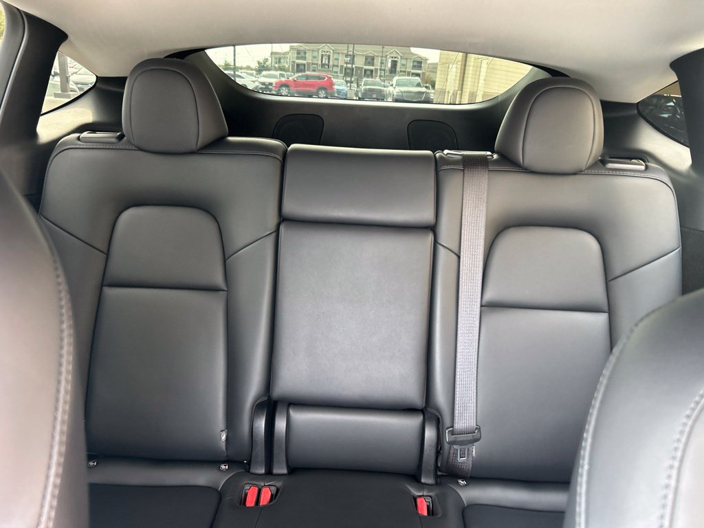 Used 2024 Tesla Model Y Performance AWD/4WD image 29