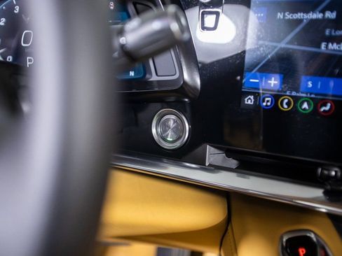 Used 2023 Chevrolet Corvette Stingray Premium Cpe w/ Z51 Performance Package image 30