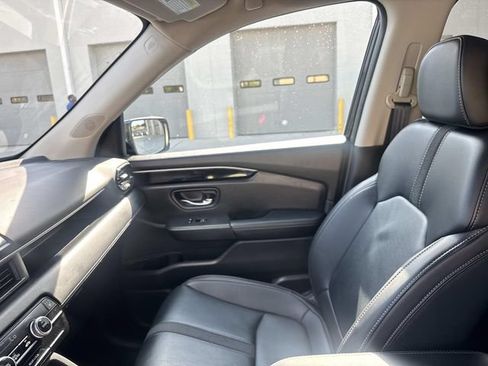 Used 2023 Honda Pilot EX-L image 15
