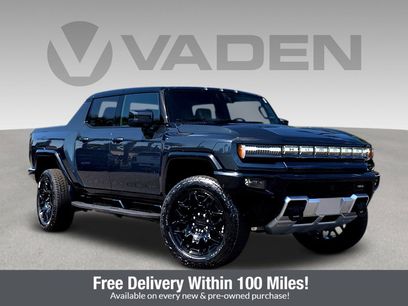 New 2025 GMC Hummer EV 3X w/ LPO, Dark Essentials Package