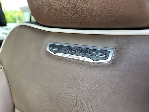 Used 2026 GMC Yukon XL Denali Ultimate AWD/4WD image 6