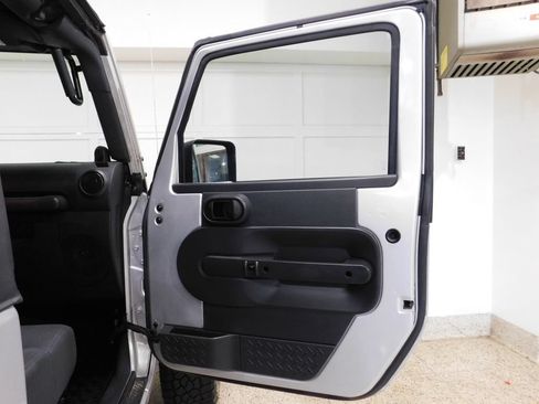 Used 2010 Jeep Wrangler Sport AWD/4WD image 50