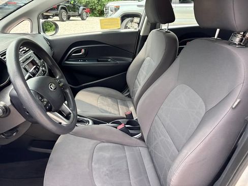 Used 2014 Kia Rio LX w/ Power Package FWD image 31
