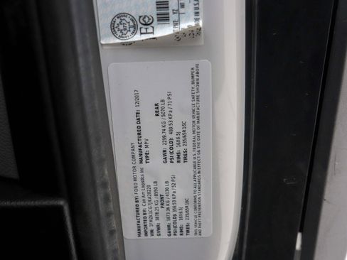 Used 2018 Ford Transit 150 XLT image 32