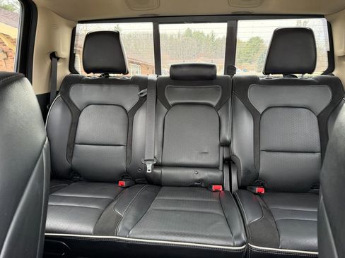 Used 2021 RAM 1500 Laramie image 23