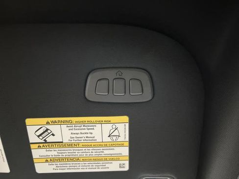 Used 2024 Ford F350 Lariat image 28