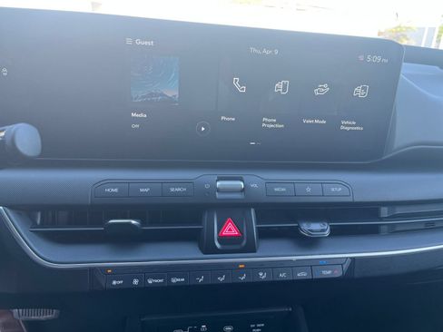 Used 2025 Kia K4 FWD image 17