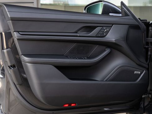 New 2026 Porsche Taycan 4S AWD/4WD image 21