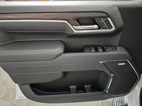 Certified 2026 GMC Sierra 1500 SLT w/ SLT Convenience Package image 12