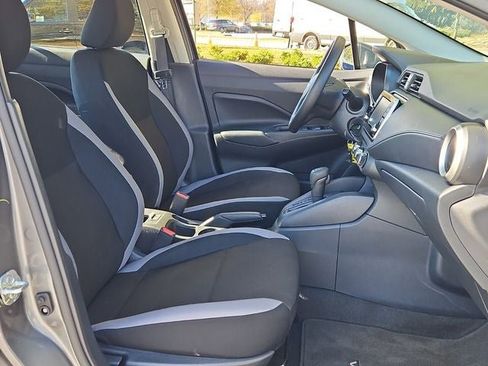 Used 2025 Nissan Versa S image 14