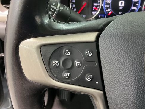 Used 2022 GMC Acadia Denali w/ Denali Ultimate Package image 10