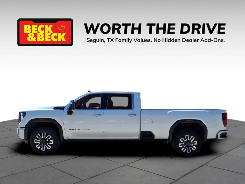 Used 2024 GMC Sierra 2500 Denali Ultimate w/ Max Trailering Package AWD/4WD image 8
