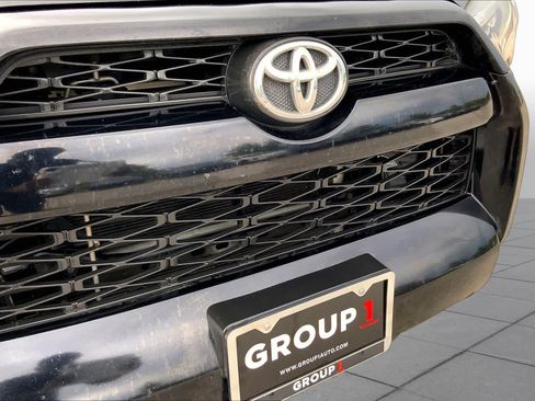 Used 2015 Toyota 4Runner SR5 Premium RWD image 29