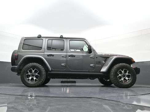 Used 2021 Jeep Wrangler Unlimited Rubicon w/ Steel Bumper Group AWD/4WD image 28