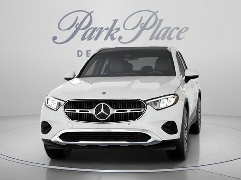 Certified 2026 Mercedes-Benz GLC 300 image 37