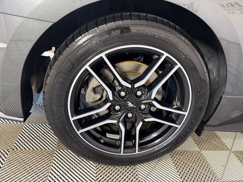 Used 2020 Ford Mustang Premium image 27