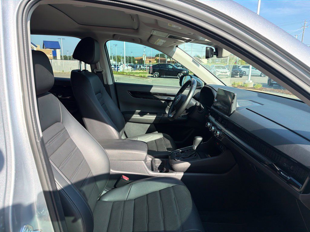 Used 2025 Honda CR-V EX-L image 25