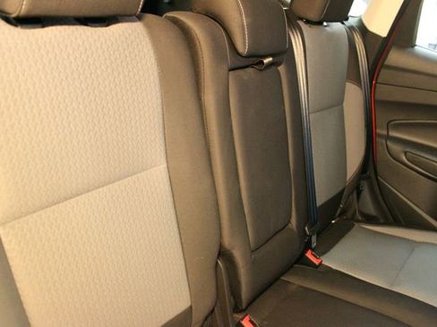 Used 2019 Ford Escape SE FWD image 13