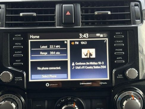 Used 2024 Toyota 4Runner TRD Off-Road image 17