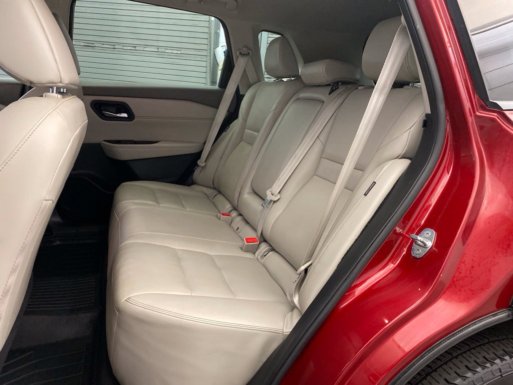 Used 2023 Nissan Rogue SL AWD/4WD image 15