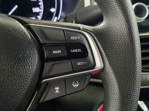 Used 2020 Honda Accord LX image 32