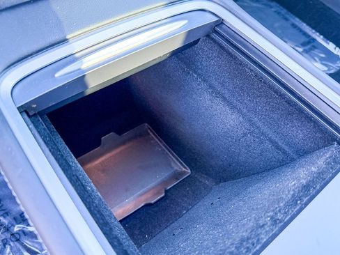 Used 2023 Tesla Model 3 Standard Range image 20