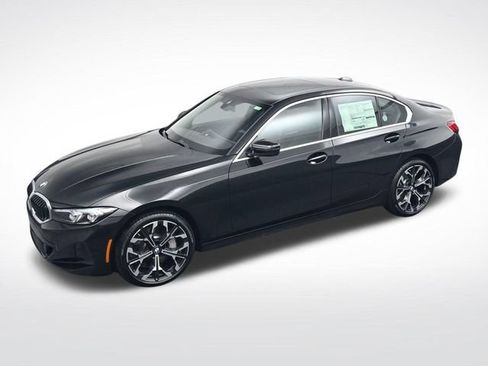 New 2026 BMW 330i xDrive Sedan w/ Convenience Package AWD/4WD image 32