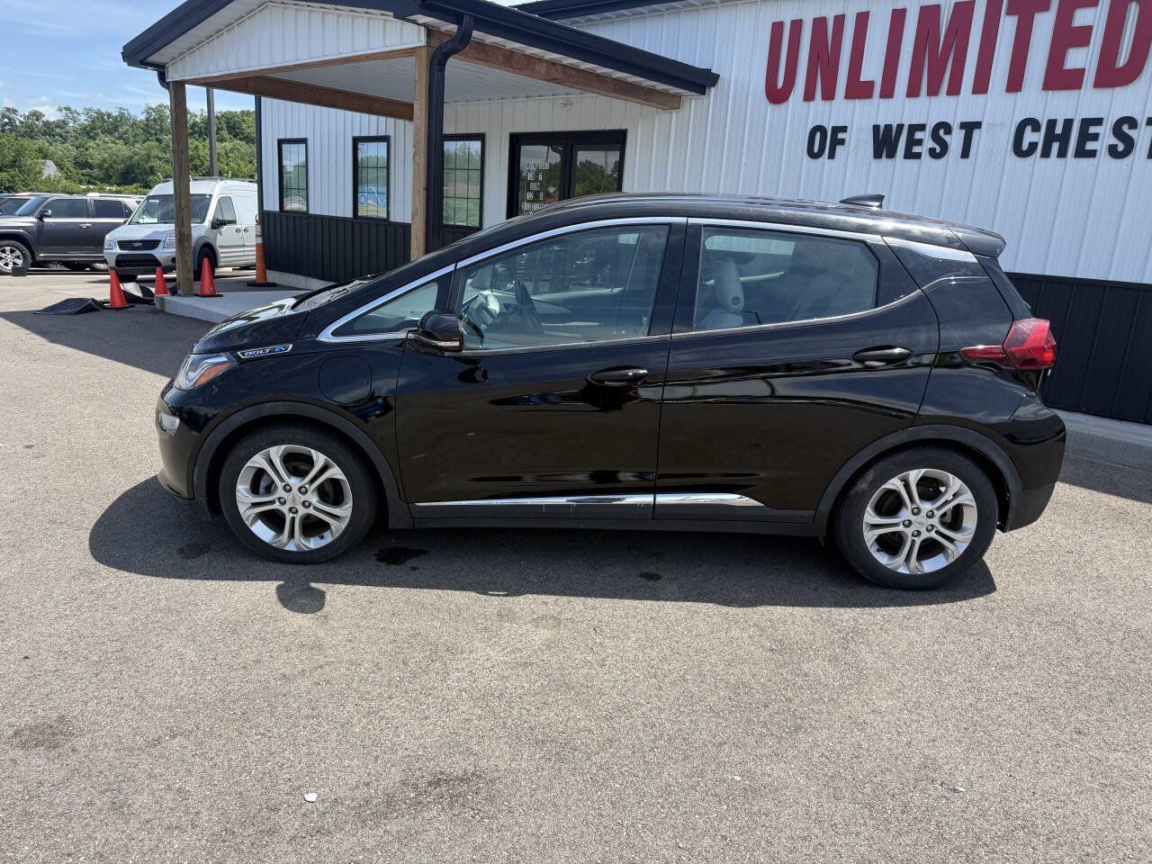 Used 2020 Chevrolet Bolt LT FWD image 23