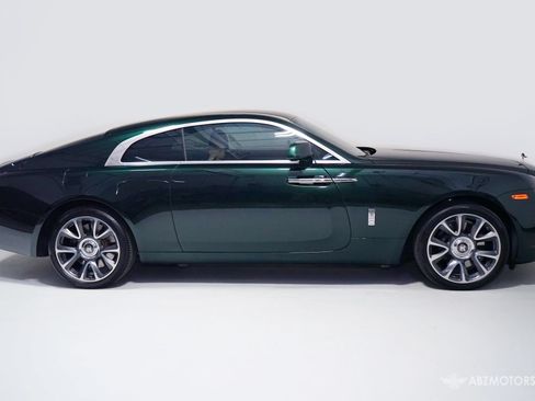 Used 2019 Rolls-Royce Wraith RWD image 3